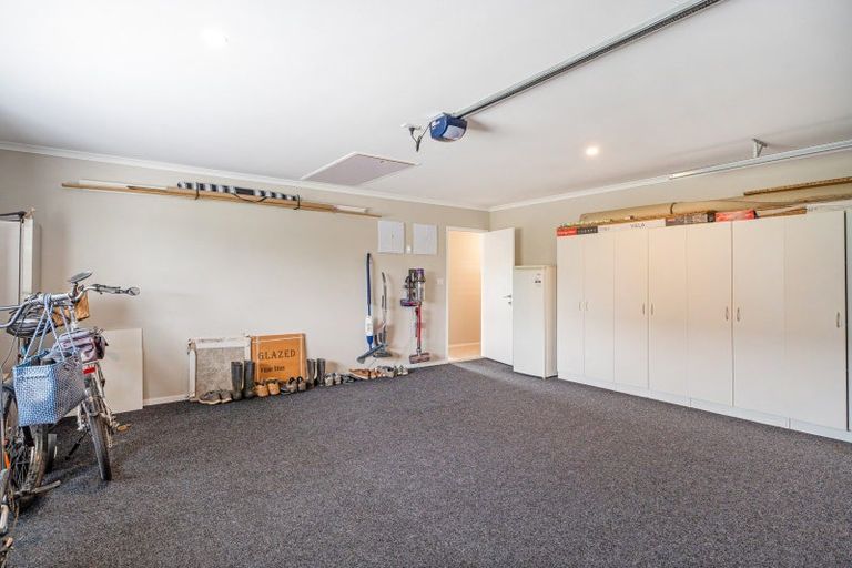 Photo of property in 10 Austin Drive, Whitianga, 3510