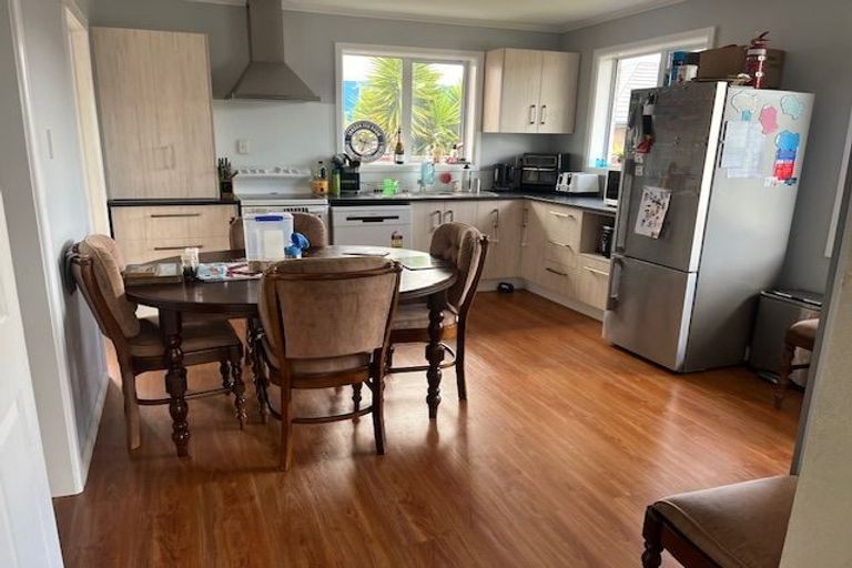 Photo of property in 44 Seymour Street, Hornby, Christchurch, 8042