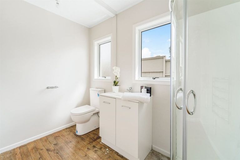 Photo of property in 75 Stanmore Bay Road, Stanmore Bay, Whangaparaoa, 0932