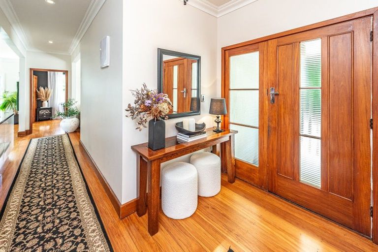 Photo of property in 19 Kent Road, Saint Johns Hill, Whanganui, 4501