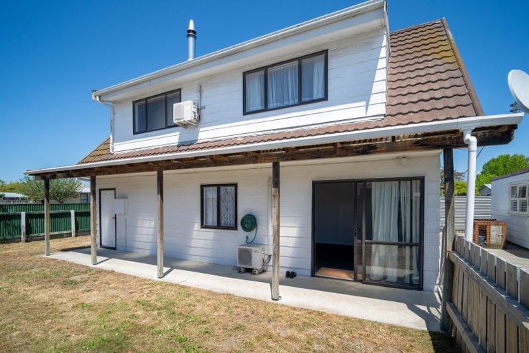 Photo of property in 247 Flaxmere Avenue, Flaxmere, Hastings, 4120