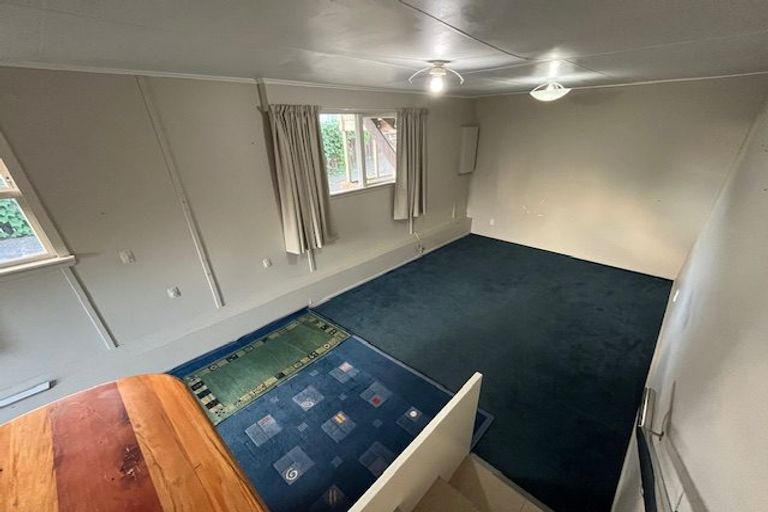 Photo of property in 24 Stanley Road, Glenfield, Auckland, 0629