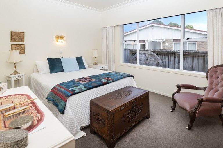 Photo of property in 419 Pakuranga Road, Pakuranga Heights, Auckland, 2010