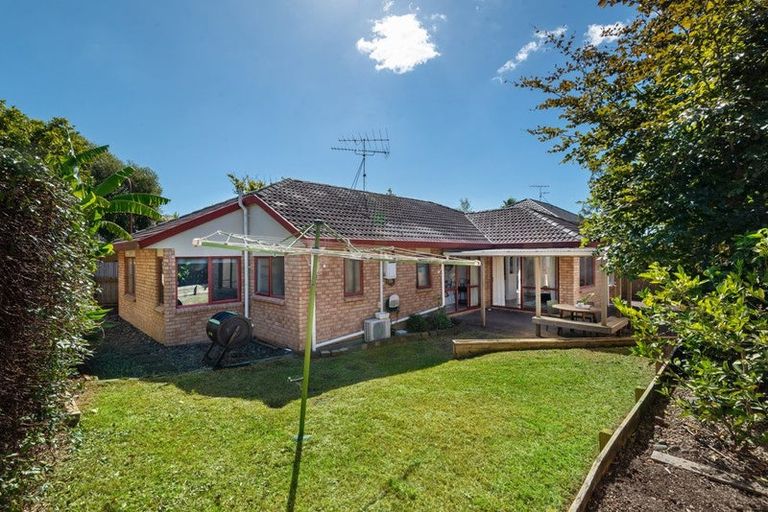Photo of property in 5 Fearnley Grove, Albany, Auckland, 0632