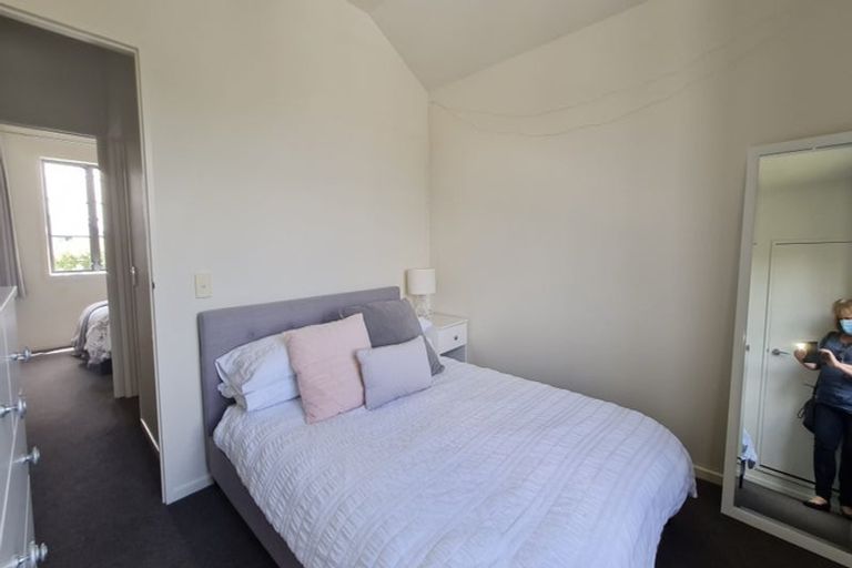 Photo of property in 2/5 Carolina Place, Albany, Auckland, 0632