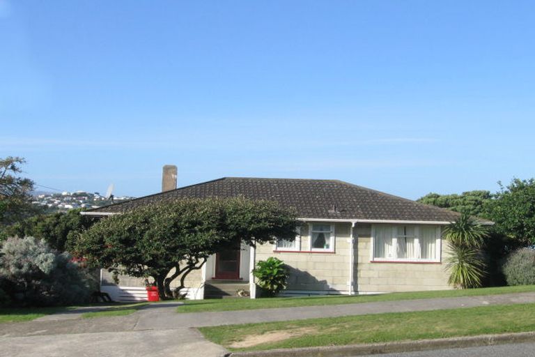 Photo of property in 88 Tireti Road, Titahi Bay, Porirua, 5022