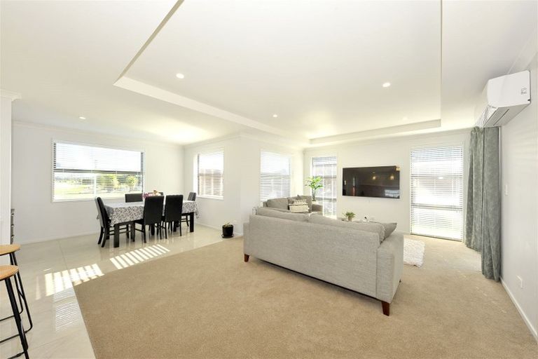 Photo of property in 72 Granite Drive, Rolleston, 7614