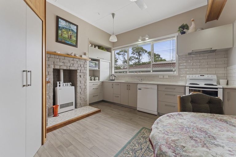 Photo of property in 15 Hamlet Street, Stratford, 4332