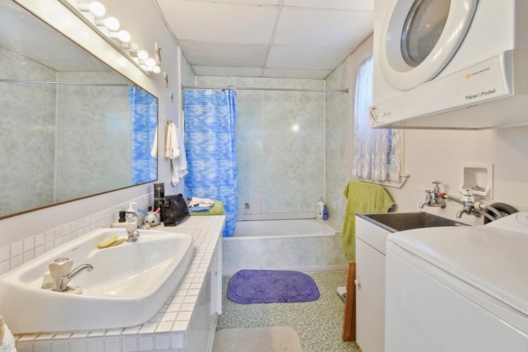 Photo of property in 72 Jellicoe Road, Manurewa, Auckland, 2102