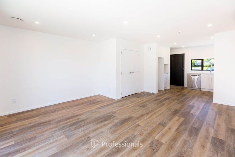 Photo of property in 57 Mawai Hakona Drive, Wallaceville, 5018