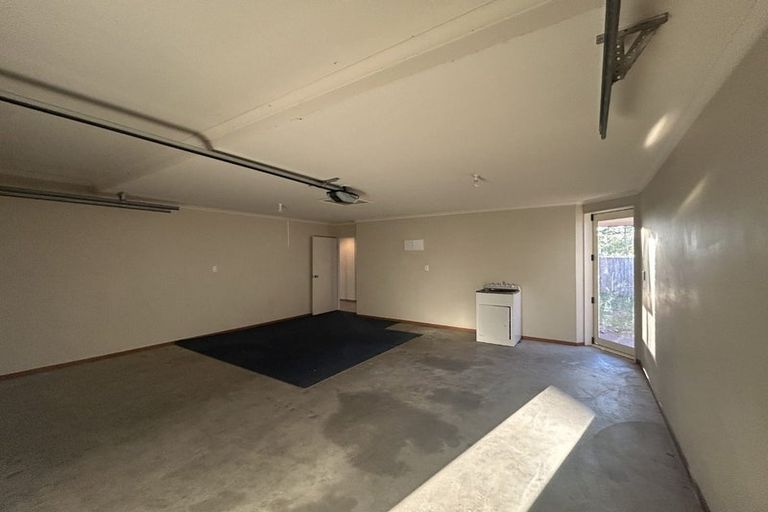 Photo of property in 1 Rosewood Court, Huntington, Hamilton, 3210