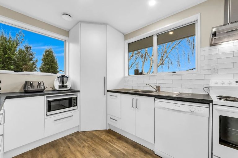 Photo of property in 31 Vanguard Drive, Broomfield, Christchurch, 8042