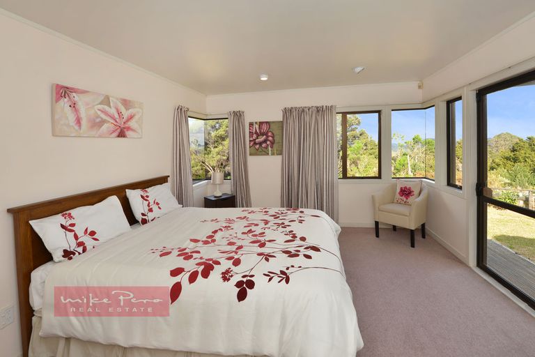 Photo of property in 100 Te Rongo Road, Parua Bay, Whangarei, 0174