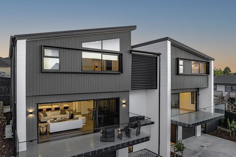 Photo of property in 8 Stockade View Lane, Howick, 2014