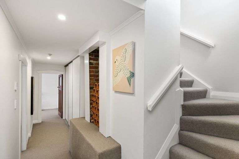 Photo of property in 30 Izard Road, Khandallah, Wellington, 6035