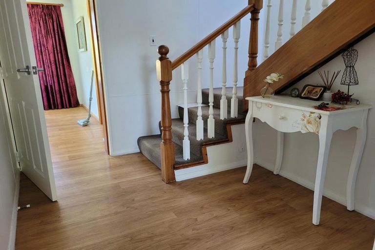 Photo of property in 98 Cole Street, Masterton, 5810