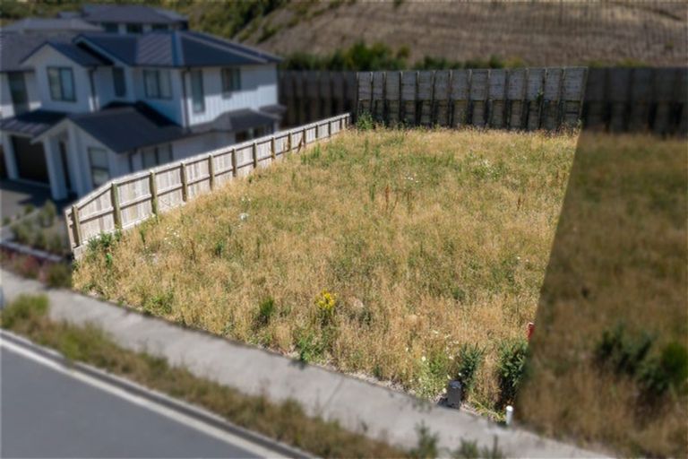 Photo of property in 174 Silverstream Road, Crofton Downs, Wellington, 6035