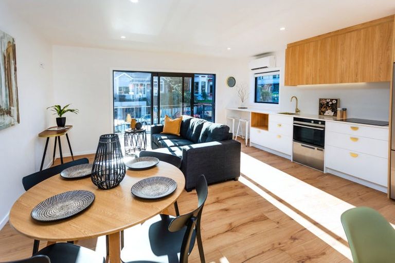 Photo of property in 57 Manor Place, Dunedin Central, Dunedin, 9016