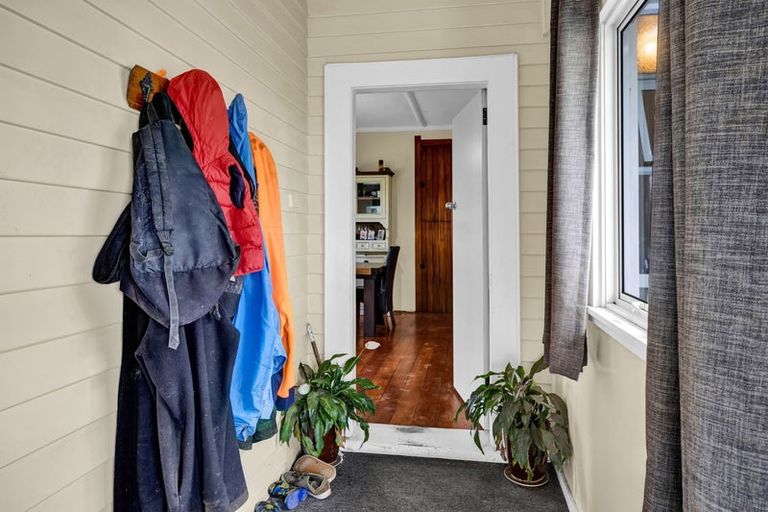 Photo of property in 570 South Road, Hawera, 4672