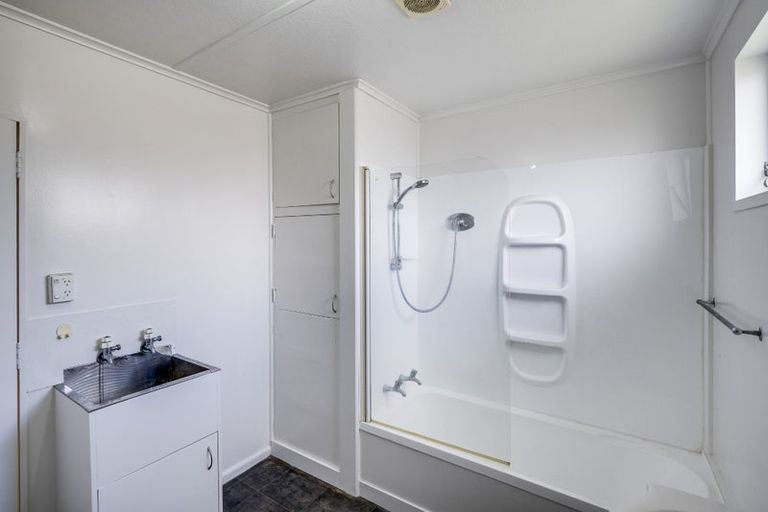 Photo of property in 9 Oxford Street, Taradale, Napier, 4112