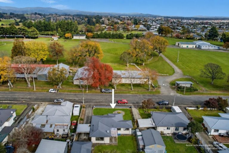 Photo of property in 17 Neptune Street, Dannevirke, 4930