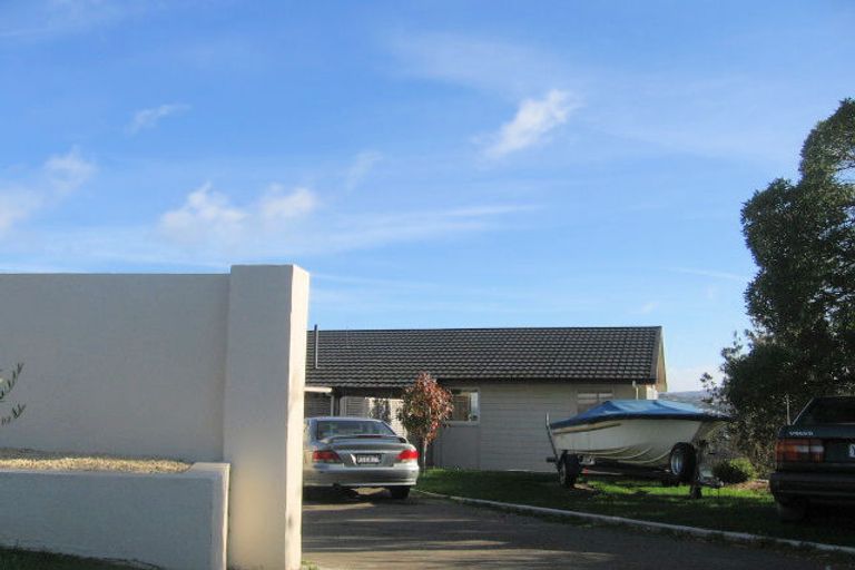 Photo of property in 24 The Anchorage, Whitby, Porirua, 5024