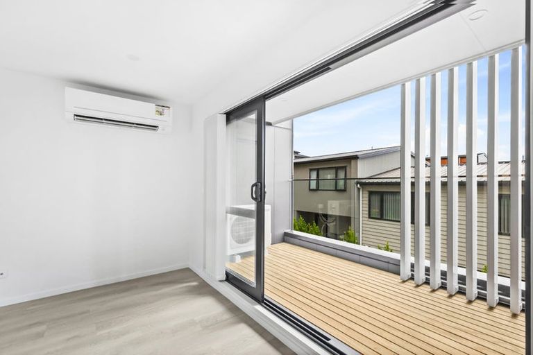 Photo of property in 4/53 Drake Street, Howick, Auckland, 2014