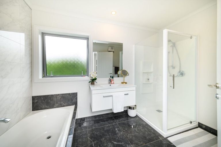 Photo of property in 111 James Line, Kelvin Grove, Palmerston North, 4414