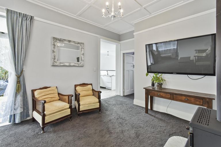 Photo of property in 9 Prospect Terrace, Pukekohe, 2120