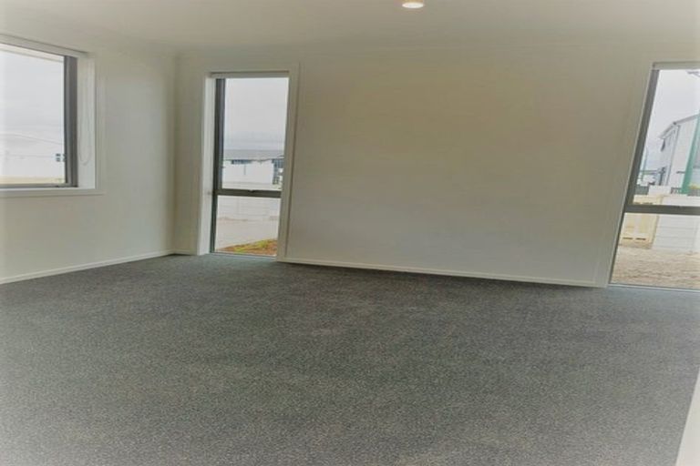 Photo of property in 11 Crown Street, Papamoa, 3118