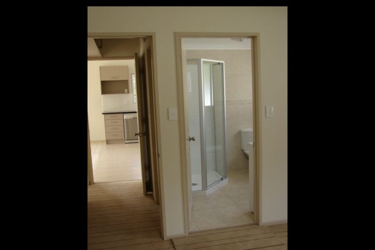 Photo of property in 3a Gretel Place, Hillcrest, Auckland, 0627