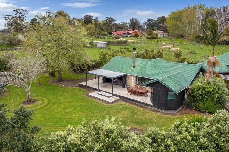 Photo of property in 5 Pukanui Avenue, Totara Park, 2019