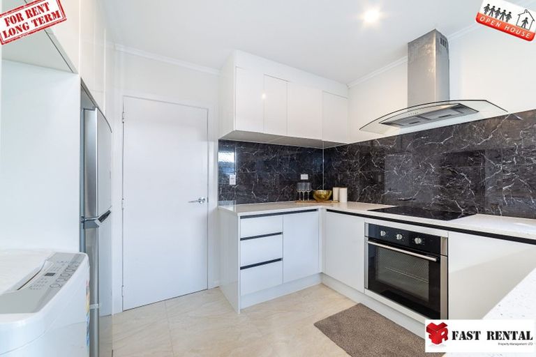 Photo of property in 4/35 Shakespeare Road, Milford, Auckland, 0620