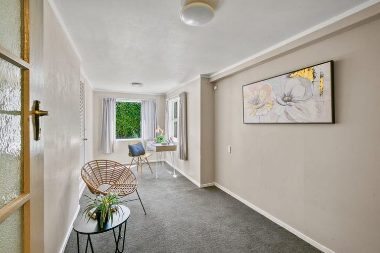 Photo of property in 62 Huatoki Street, Vogeltown, New Plymouth, 4310
