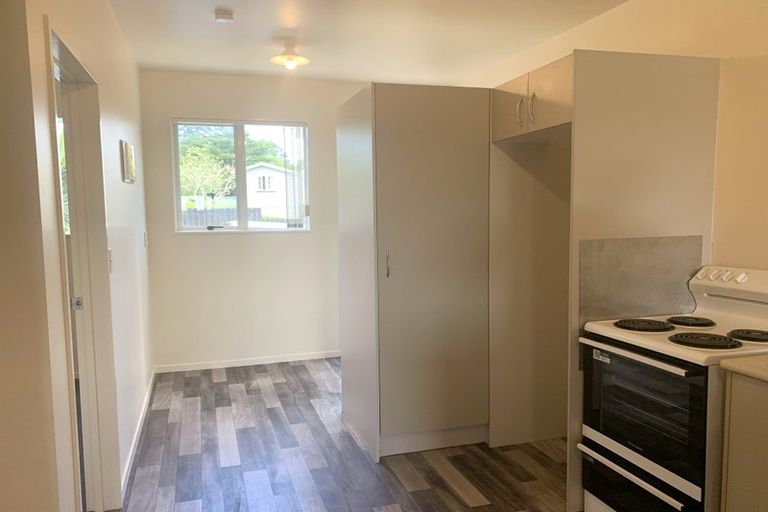 Photo of property in 15/242 Great North Road, Henderson, Auckland, 0612