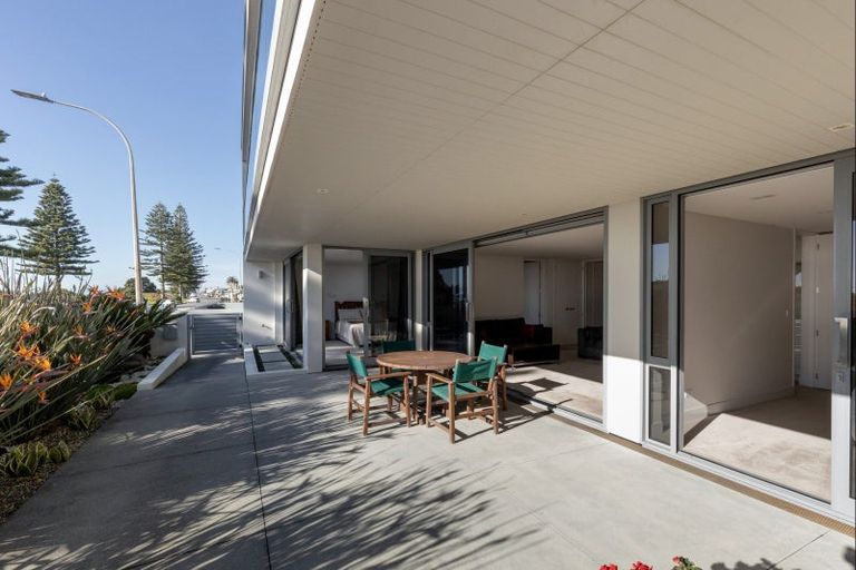 Photo of property in 81 Marine Parade, Mount Maunganui, 3116