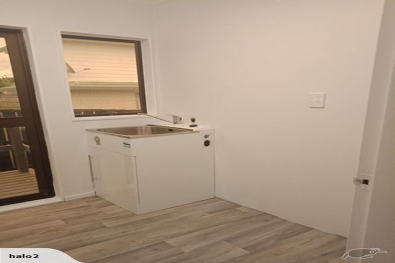 Photo of property in 4/107 Hutchinson Avenue, New Lynn, Auckland, 0600