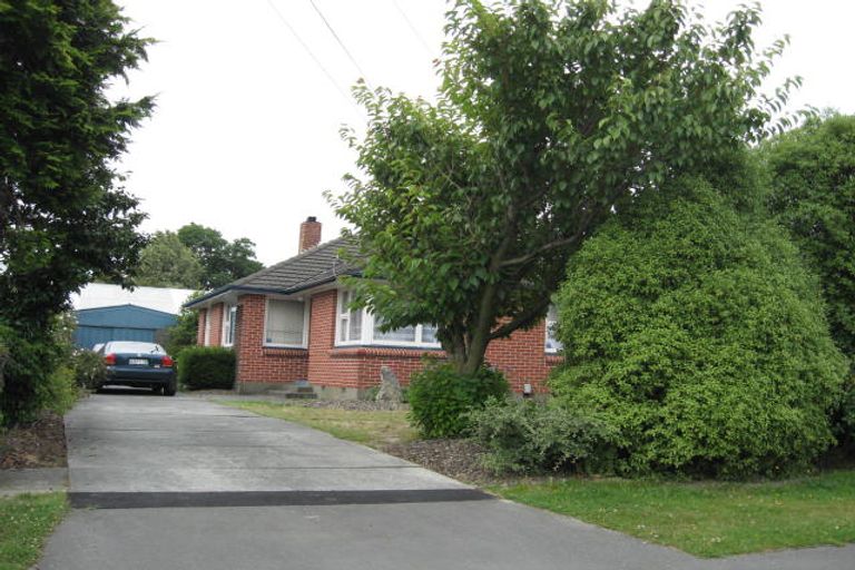 Photo of property in 33 Arthur Street, Upper Riccarton, Christchurch, 8041