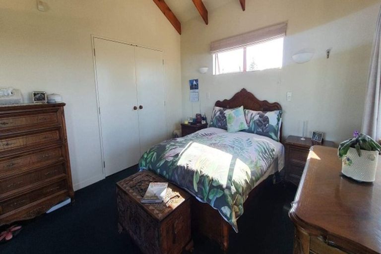 Photo of property in 92 Matai Street, Castlecliff, Whanganui, 4501