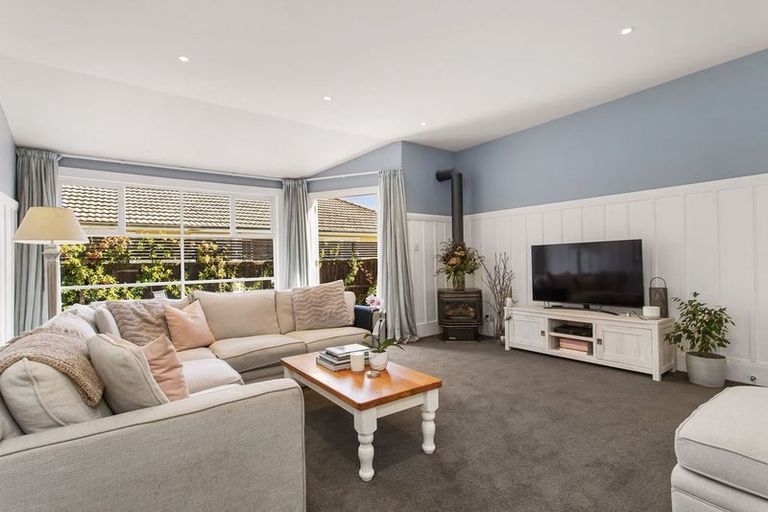 Photo of property in 112 Knowles Street, St Albans, Christchurch, 8052