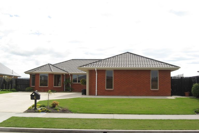 Photo of property in 4 Chester Street, Kaiapoi, 7630