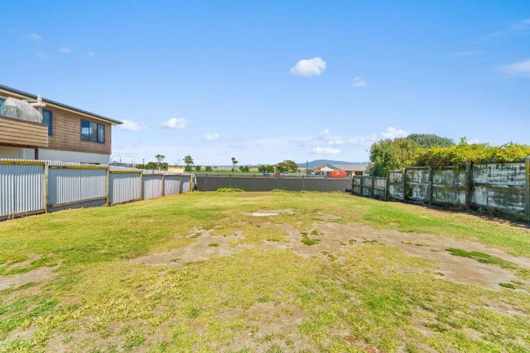 Photo of property in 94b Simpson Road, Papamoa Beach, Papamoa, 3118