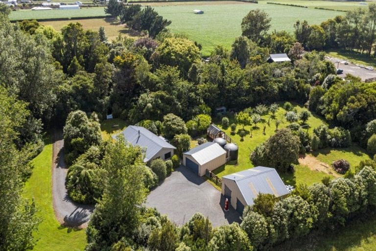 Photo of property in 414b Turuturu Road, Hawera, 4674