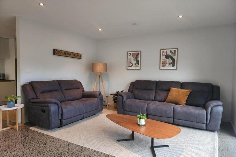 Photo of property in 1152b South Road, Oakura, 4314