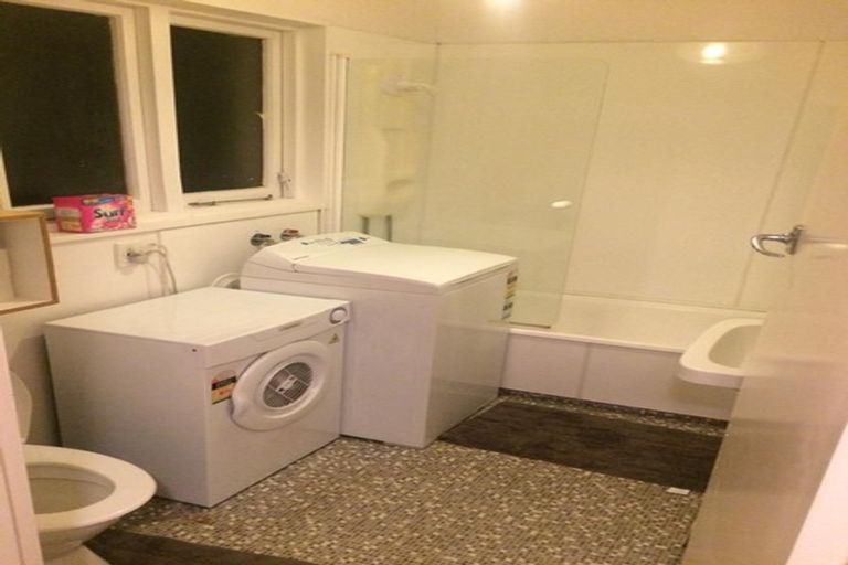 Photo of property in 31u1 Homebush Road, Khandallah, Wellington, 6035