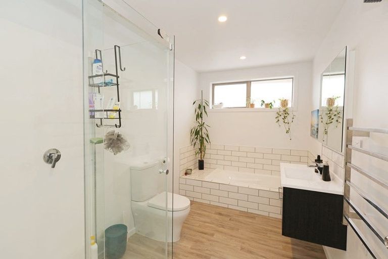 Photo of property in 53 Queen Street, Winton, 9720
