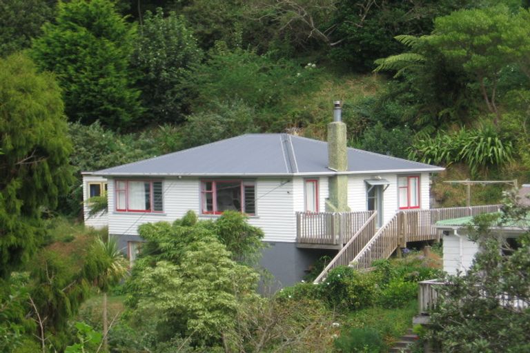 Photo of property in 116 Curtis Street, Northland, Wellington, 6012