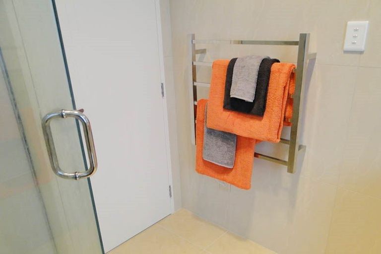 Photo of property in 13 Carrickdawson Drive, Flat Bush, Auckland, 2019