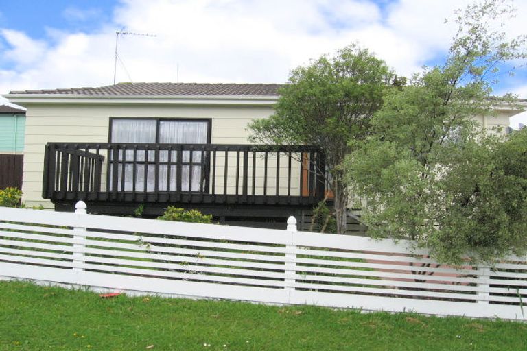 Photo of property in 2/3 Danube Lane, Glen Eden, Auckland, 0602