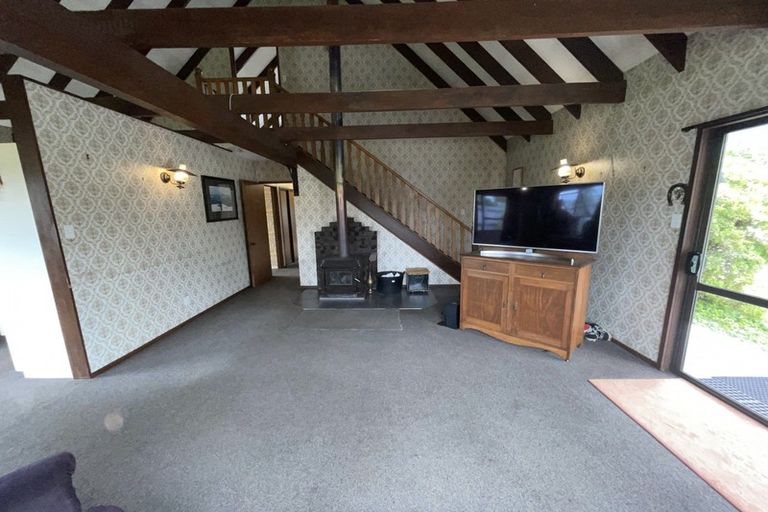 Photo of property in 255 Palmerston Street, Westport, 7825